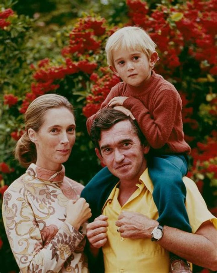 What Happened to Jane Goodall Son Hugo Eric Louis Van Lawick? Meet The Grandchildren
